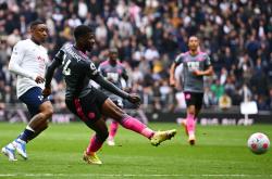 里程碑夜！托特纳姆遗憾出局，英超集结日刷纪录，引发热议，心理建设被强调 -泛亚官方入口